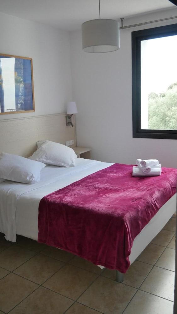 Corsica Hostel Porto-Vecchio, Partie Dortoirs ภายนอก รูปภาพ